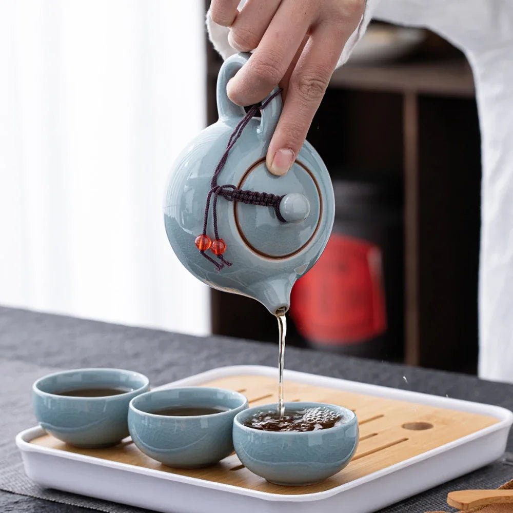 TETERA DE CERAMICA PEQUEÑA